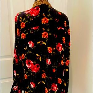 Lightweight Jacket, Size Medium, Excellent Condition